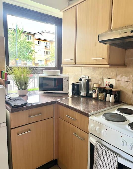 Gorgeous Flat 10 Min Walk To Stadium Free Parking Londra Dış mekan fotoğraf